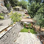 Agoriani Art - 4 Seasons' Natural Living Holiday home Lilaia