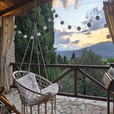 Feriehus Agoriani Art - 4 Seasons' Natural Living Lílaia