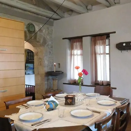 Agoriani Art - 4 Seasons' Natural Living * Lilaia